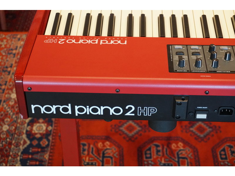NORD Piano 2 HP (jong gebruikt)