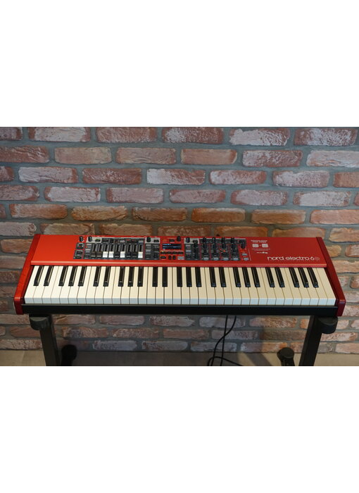 NORD Electro 6D 61 (jong gebruikt)