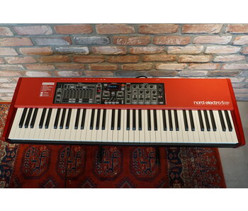 NORD Electro 5 HP (jong gebruikt)