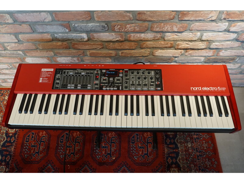 NORD Electro 5 HP (jong gebruikt)