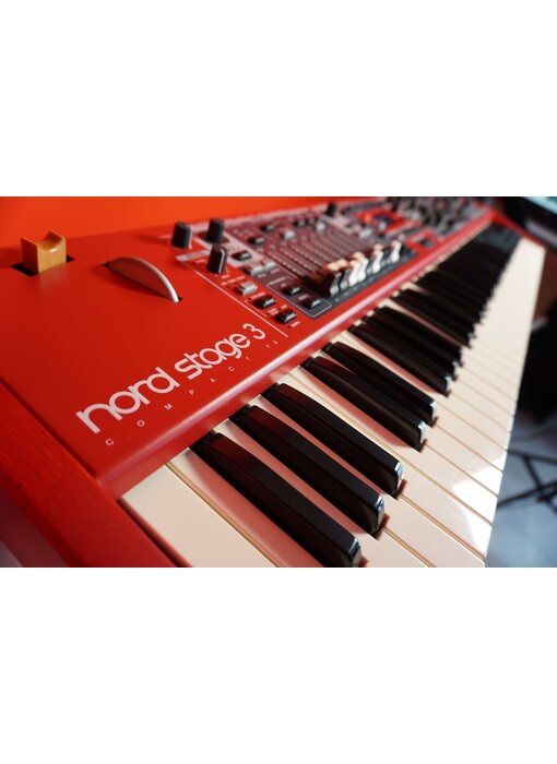 NORD Stage 3 Compact (jong gebruikt)