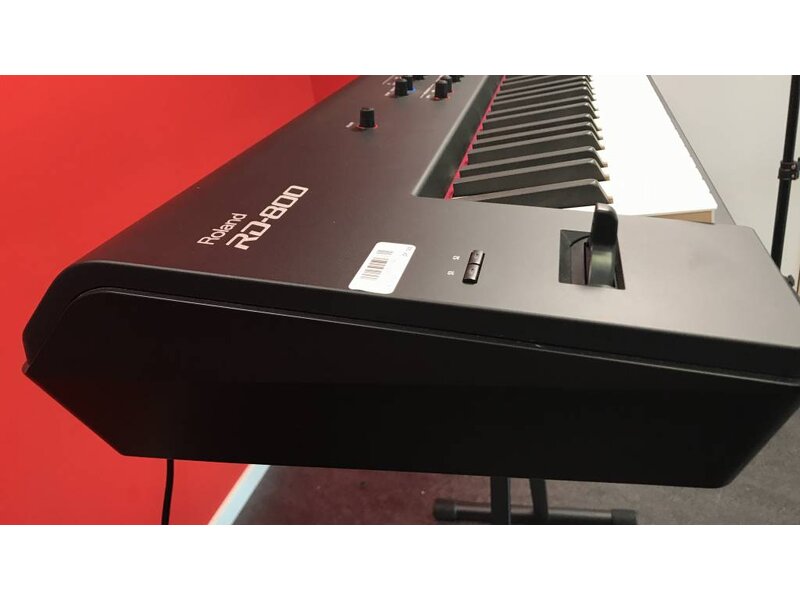 ROLAND RD800 (gebruikt)