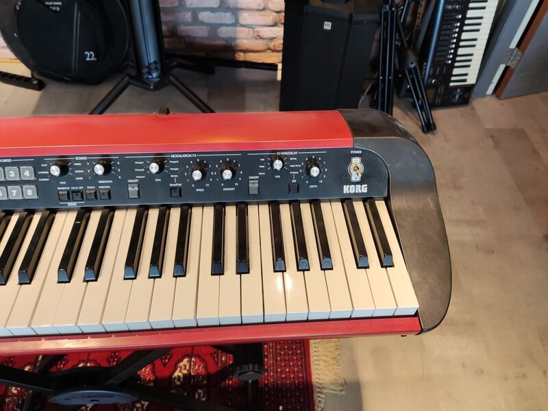 KORG SV1 red edition 73 (gebruikt)