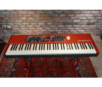 NORD Electro 6 HP (jong gebruikt)