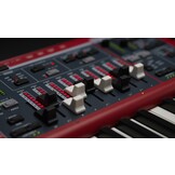 Nord Stage 4 73 toetsen, digitale stagepiano