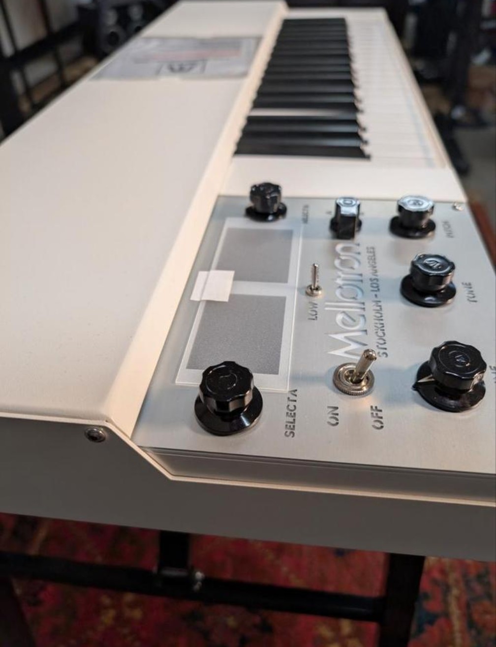 Mellatron M4000D Mini Nieuw White