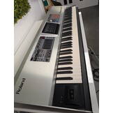 De Roland Fantom G8 tweedehands