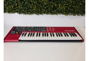 Nord Lead 4 (jong gebruikt)