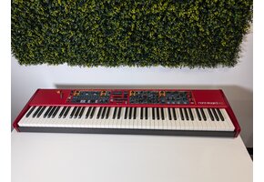 Clavia Nord Stage 2 88 EX in geweldige staat
