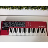 Nord Lead 4 Actie (jong gebruikt)