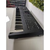 Yamaha Motif XF6 Synthesizer Workstation