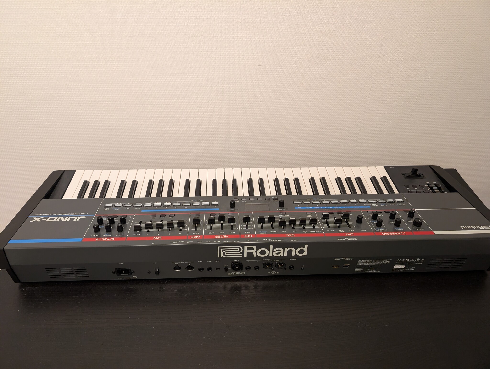 Roland Juno X + gratis JD800 Expansion Pack (twv €160)