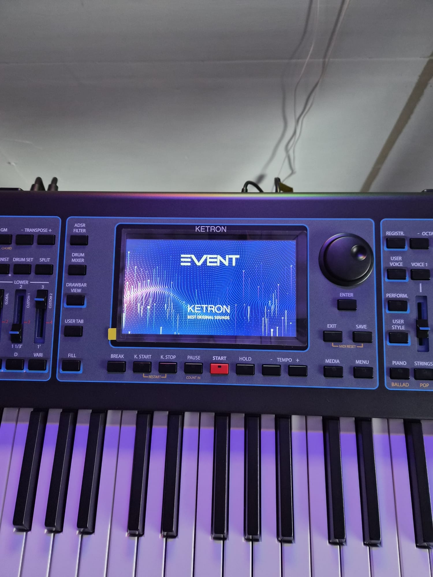 Ketron Event 76 B stock Model