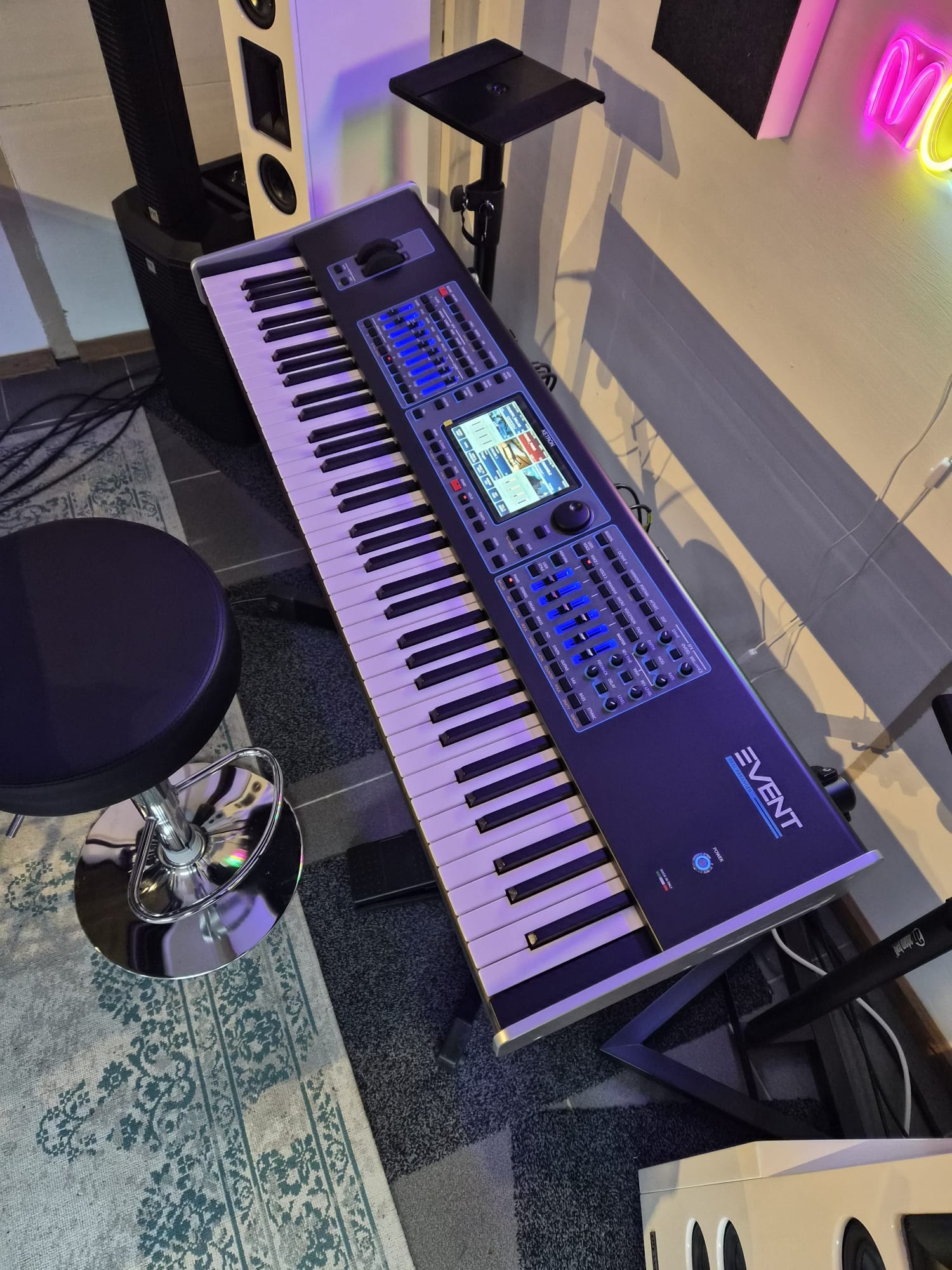 Ketron Event 76 B stock Model