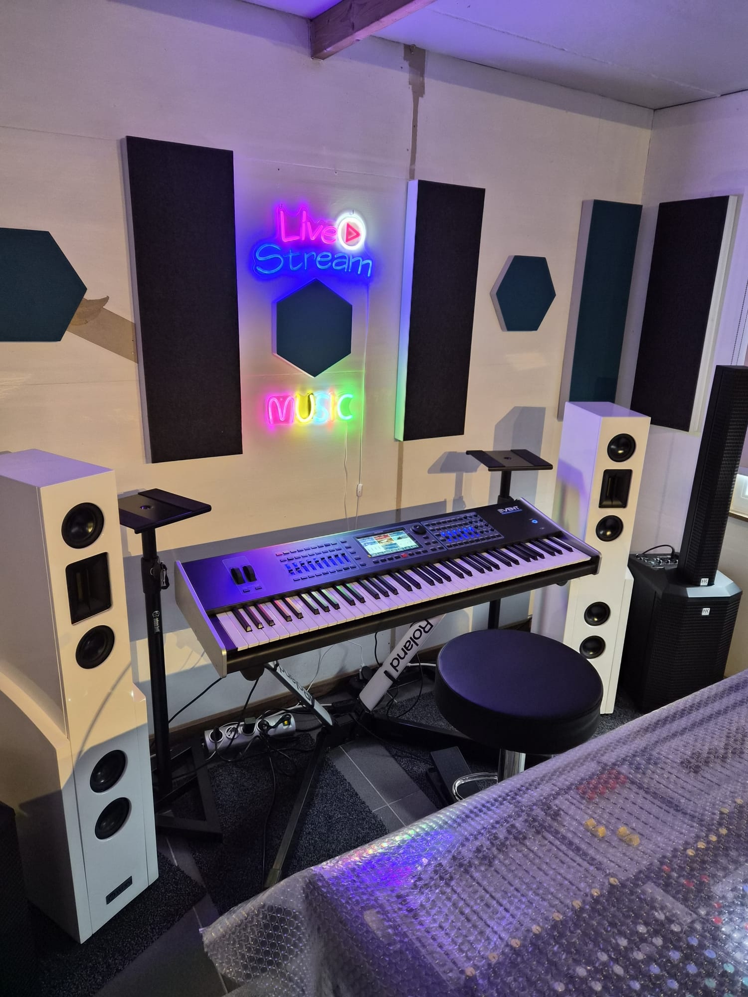 Ketron Event 76 B stock Model