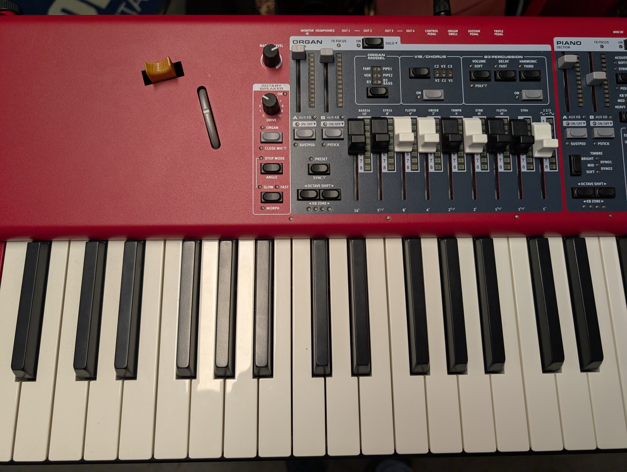 Clavia Nord Stage 4 88 | Jong Gebruikt | Direct Leverbaar