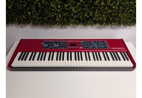 Clavia Nord Piano 6 73 na 2-3 maand overgenomen. ALS NIEUW.