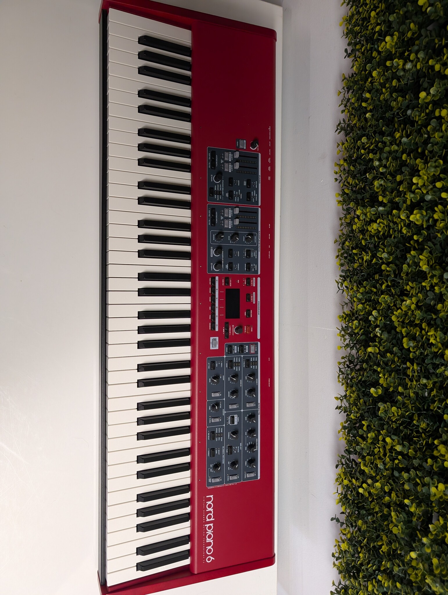 Clavia Nord Piano 6 73 Actie!