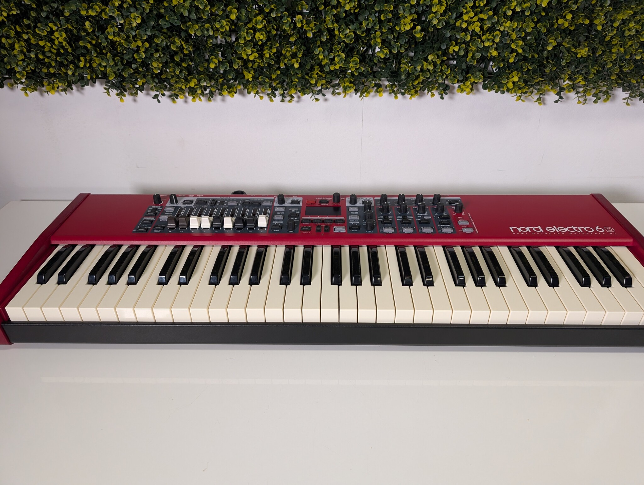 Nord Electro 6D 61 - Tweedehands MINT staat