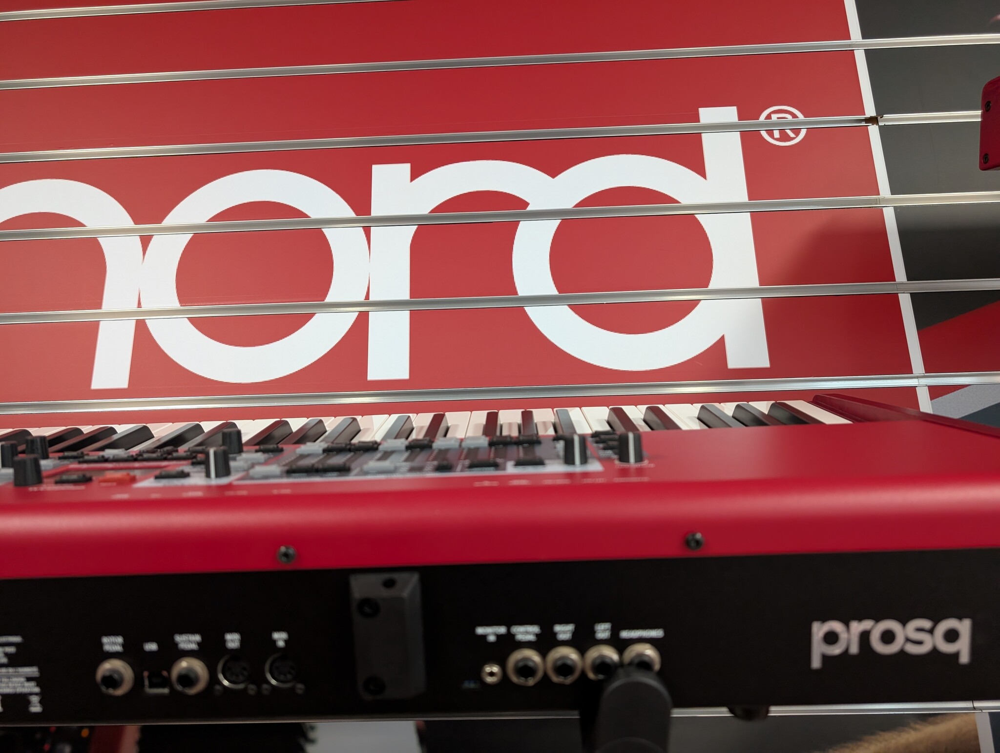 Clavia Nord Electro 6 HP 73 toetsen!