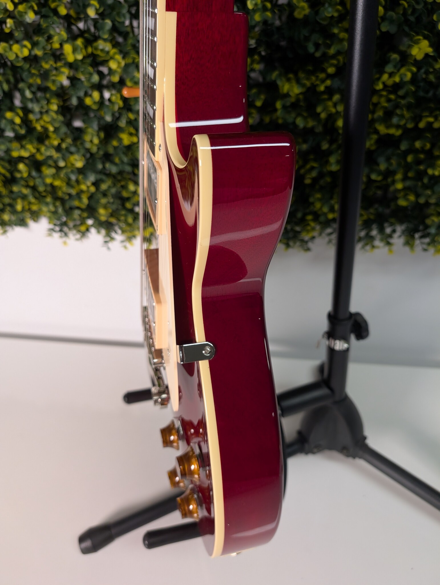 Let op ACTIE! Tokai Love Rock LS-101 – Candy Apple Red