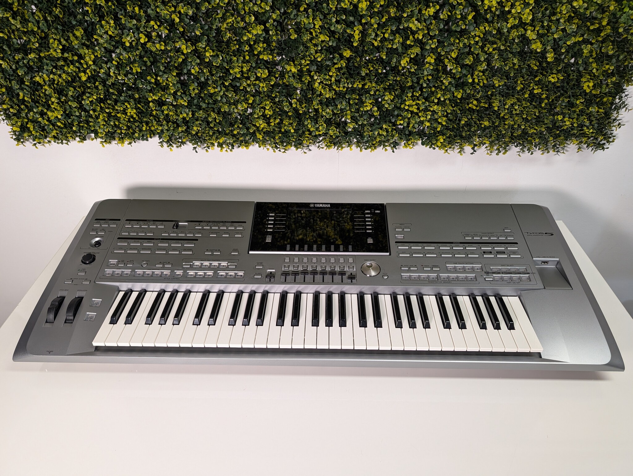Yamah Tyros 5 Aanbieding met Gratis Yamaha stand