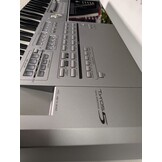 Yamah Tyros 5 Aanbieding met Gratis Yamaha stand