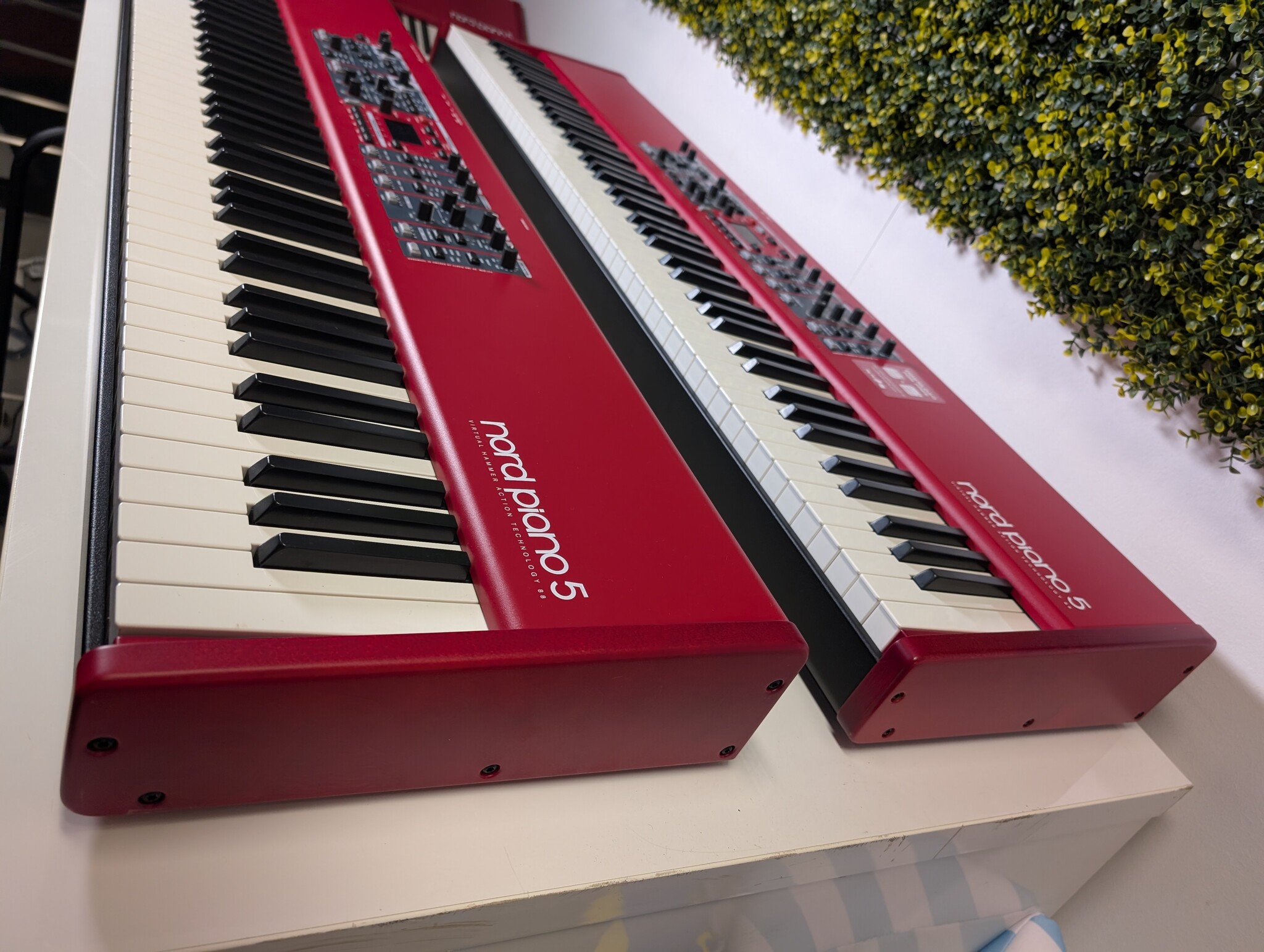 2x Clavia Nord Piano 5 88 Toetsen Refurbished