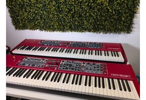 1x Nord Stage 2 88 Toetsen Synthesizer/Stage Piano