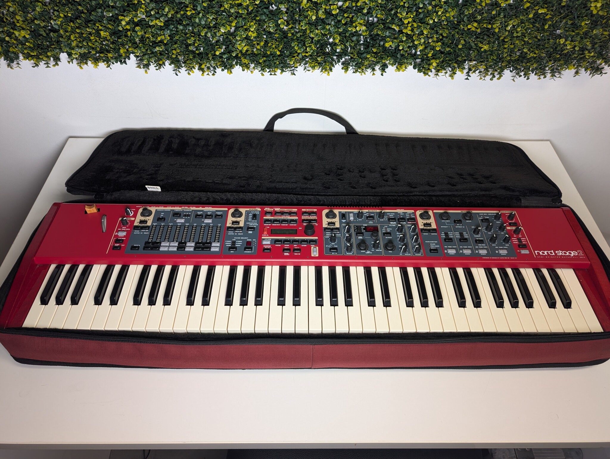 Nord Stage 2 73SW