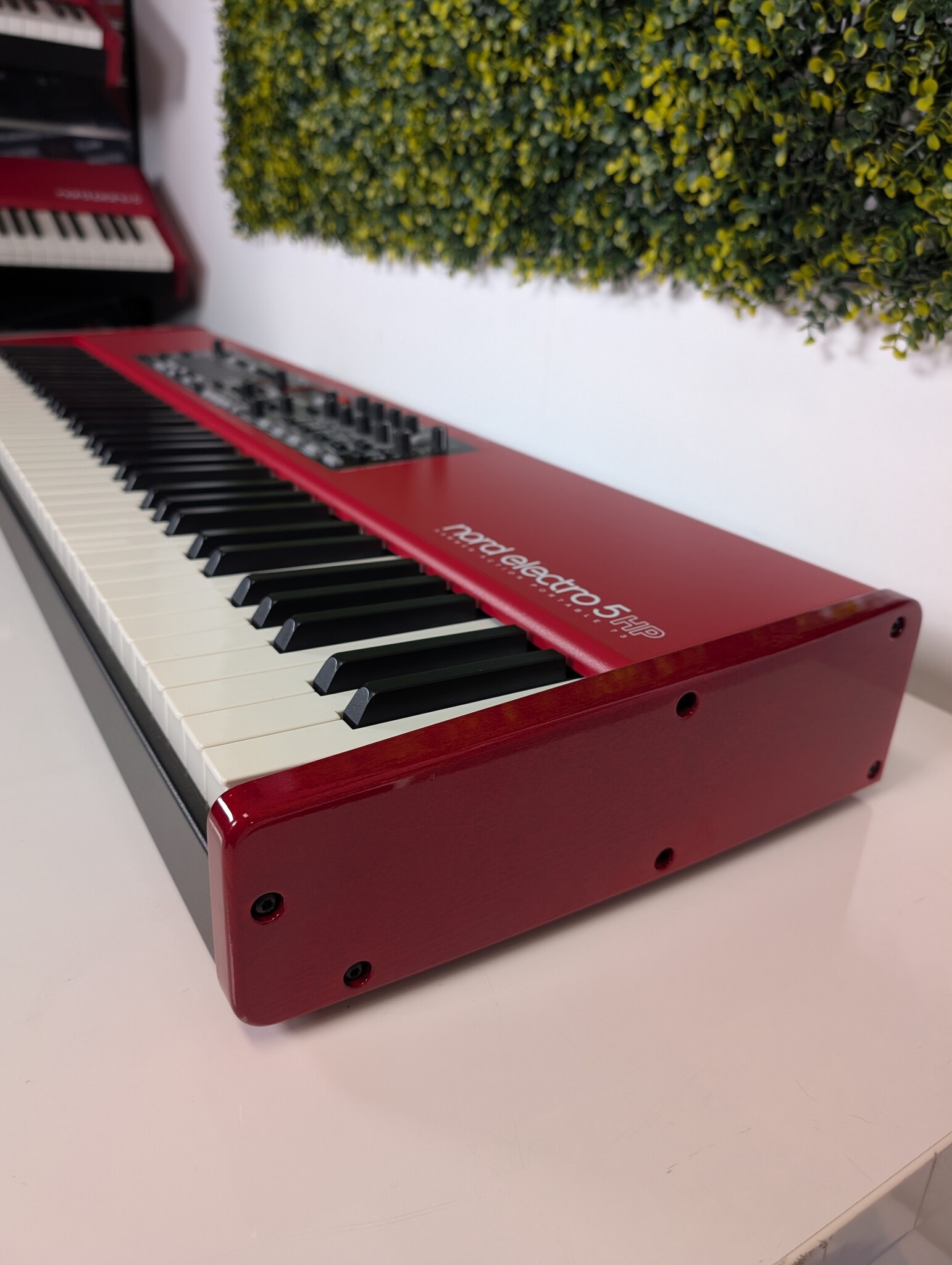 Nord Electro 5 HP 73 - Hammer Portable Keyboard Prosq Music