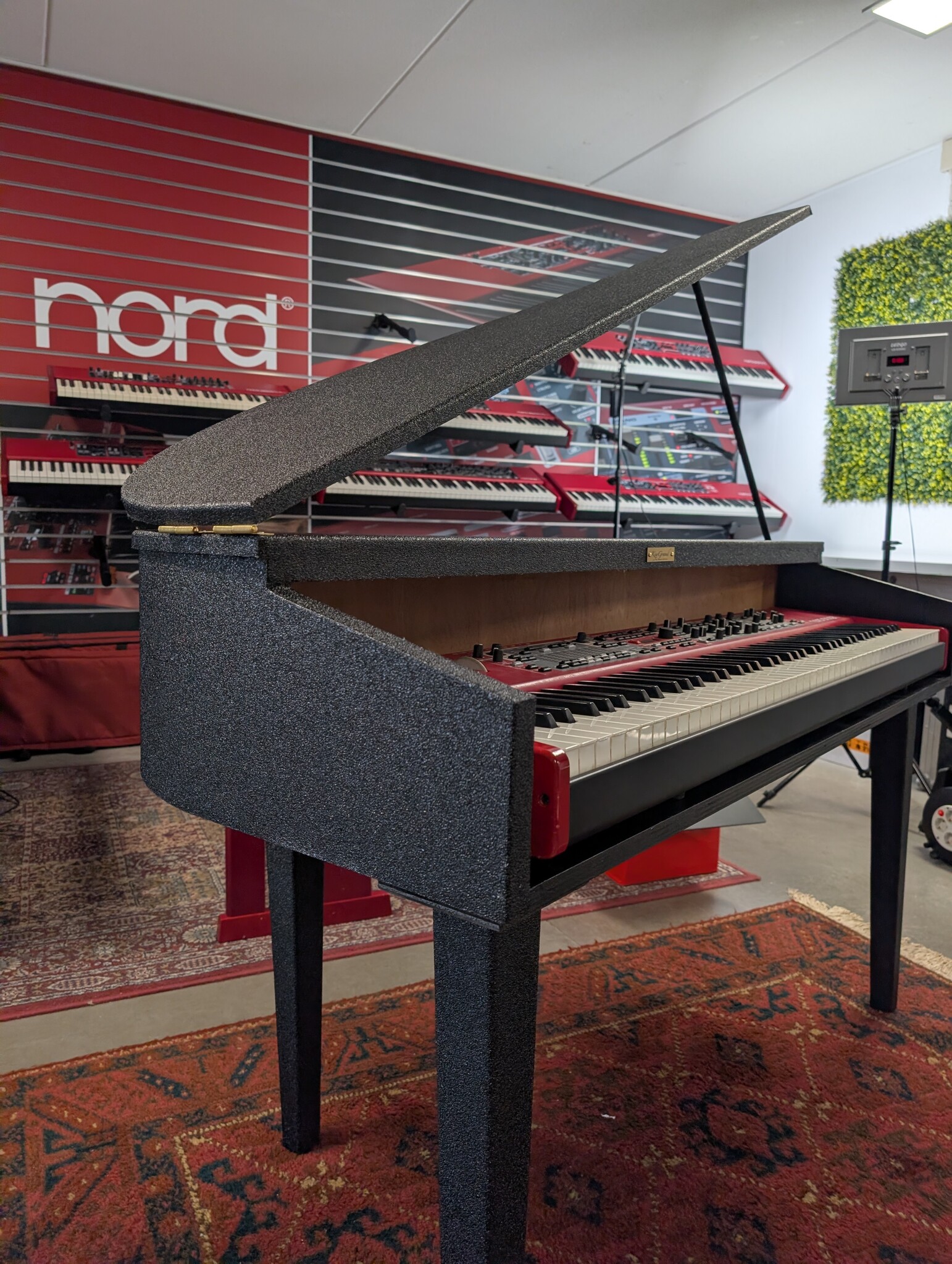 Piano shell op bestelling