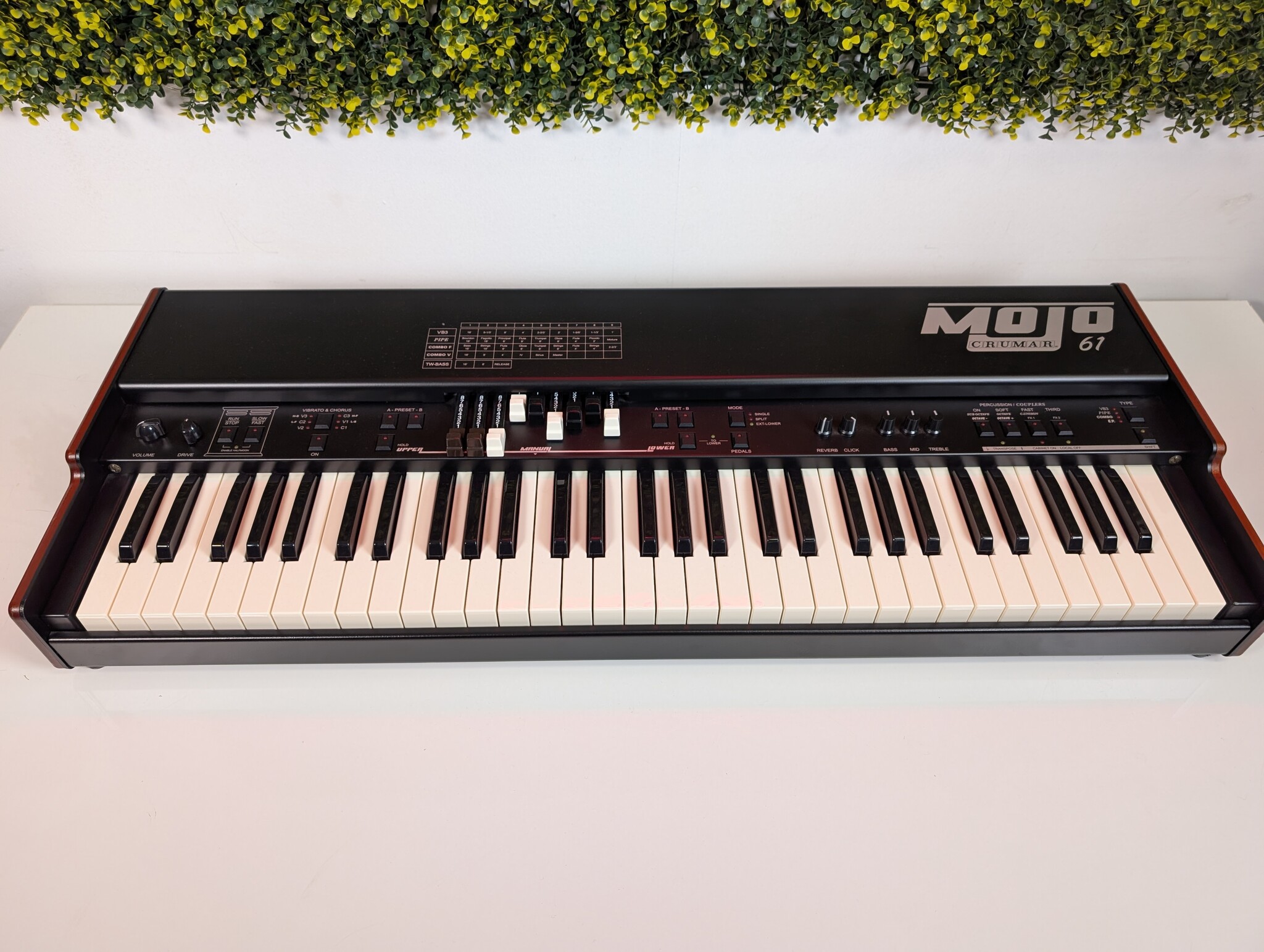 Crumar Mojo 61 - Digitale Hammond Orgel/Keyboard
