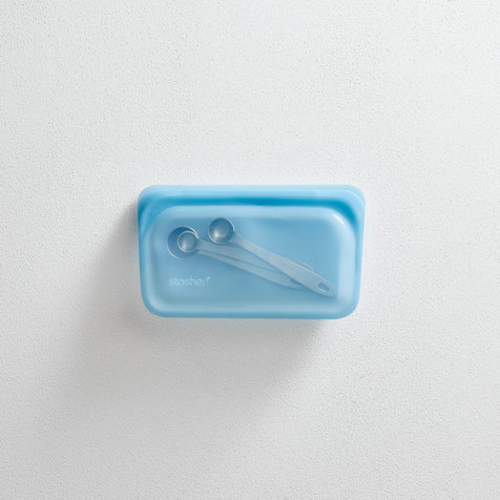 Stasher Wiederverwendbare Snack-Tasche aus Silikon klein - blau