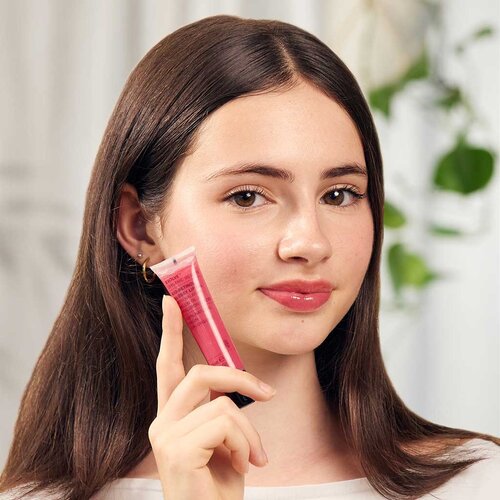 Evolve Beauty Bio-Retinol Glossy Lip Oil