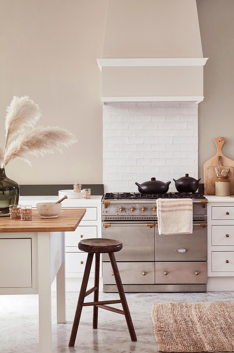 Little Greene Mushroom (142)