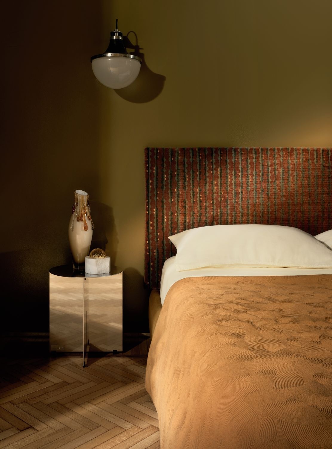 Elitis stoffen - bedsprei en hoofdbord slaapkamer