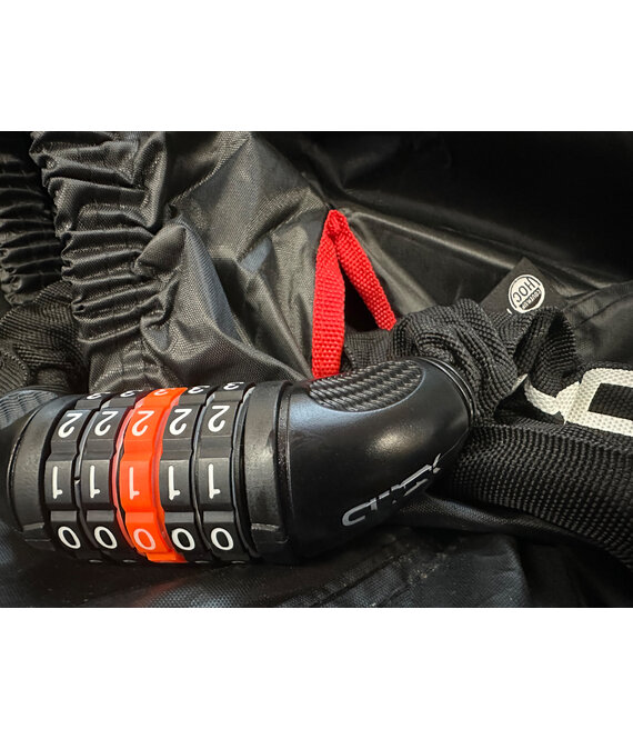 CUHOC CUHOC - HOES MET SLOT -  Bakfietshoes voor de bakfiets tot 2,15 meter lang - Bakfietshoes voor kleinere bakfiets met huif - Red Label - incl. CIJFERSLOT voor door het slotgat CUHOC CUHOC - HOES MET SLOT -  Bakfietshoes voor de bakfiets tot 2,15 meter lang - Bakfietshoes voor kleinere bakfiets met huif - Red Label - incl. CIJFERSLOT voor door het slotgat