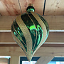 HEM HEM Grote Kerstballen Set – 6 Stuks Ø14 cm – Goud en Groen met Glitter – Luxe Kerstversiering voor Plafond of Etalage HEM HEM Grote Kerstballen Set – 6 Stuks Ø14 cm – Goud en Groen met Glitter – Luxe Kerstversiering voor Plafond of Etalage