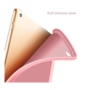 HEM HEM Siliconen iPad Hoes geschikt voor iPad Pro 12.9 (2018/2020/2021/2022) - 12.9 inch - Rose - Vouwbare Autowake Cover - iPad Pro 2018/2020/2021/2022 hoes - iPad Pro 3 / 4 / 5  Hoes - 3e/4e/5e generatie hoes - Met Stylus Pen