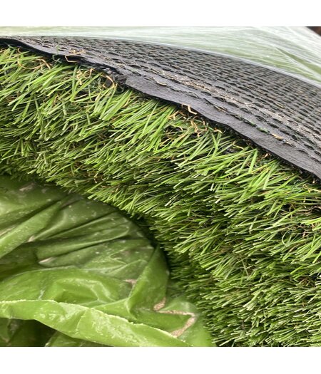 HEM HEM - Kunstgras Poolhoogte 28 mm - Grastapijt voor binnen en buiten - fitnessgras - fitness gras - Kunstgras voor meerdere doeleinden - 0,75x1,5m