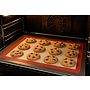 HEM HEM Siliconen Bakmat 40x30 - Herbruikbaar - Antiaanbaklaag – Vaatwasserbestendig – Hittebestendig tot 200°C – Ovenmat – Bakvel – Bakaccessoire - Rode Rand
