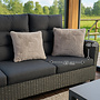 HEM HEM Imitatie Bont Plaid 130x160 cm met 2 Sierkussens – Zacht Polyester – Luxe Kussen en Plaid Set voor Bank of Fauteuil – Woondecoratie - Licht Bruin