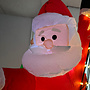 HEM HEM Kerstman Opblaasbaar 120 cm – LED Verlichting – Inclusief Blower & Touwen – Waterdicht Polyester – Voor Binnen & Buiten – Voor Deur of Vlaggenmast of in de boom of heg - met opbergzak