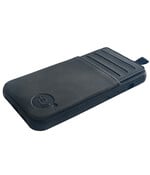 HEM Luxe Silky Black Back Cover - iPhone 17 Pro / iPhone 18 Pro Hoes - Zwart Telefoonhoesje met Pasjeshouder voor 3 Kaarten - iPhone 17 Pro / iPhone 18 Pro Case