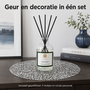 HEM HEM Geurstokjes Iced Berry 100 ml met Zilveren Placemat 38 cm - 5 Stokjes - Geurdiffuser - Huisparfum - Kerstdecoratie
