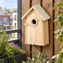 HEM HEM Vogelhuisje Hout - Nestkast voor Tuinvogels - 16 x 10 x 23 cm - Grijs met Naturel Hout - Hangend - Met Microvezeldoekje