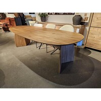 Eetkamertafel organisch eiken