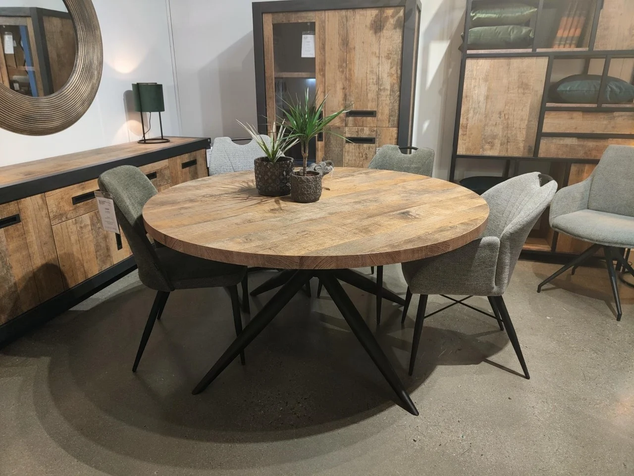 Eetkamertafels