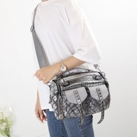 60208 Grey Decorative Handbag